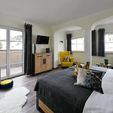 Alphatauern Health - Adults Only 15 4*