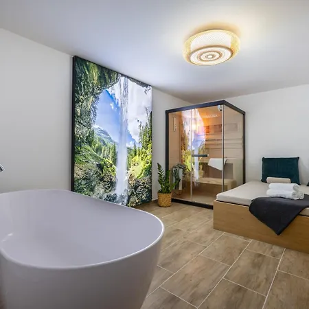 Alphatauern Health - Adults Only 15 4*